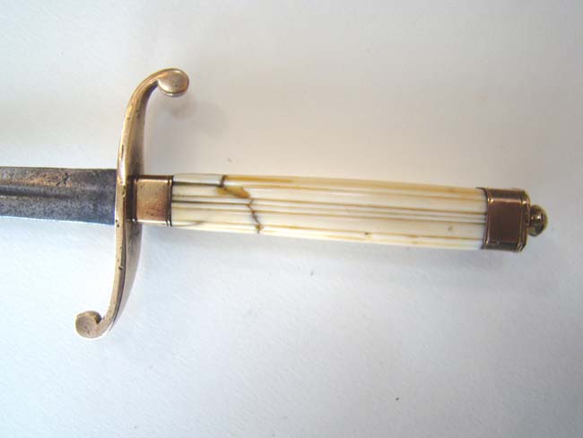 An early 19th c. American or British Naval 'Fighting' Dirk with 14" Blade — image 4
